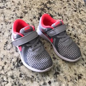 Toddler Nike sneakers